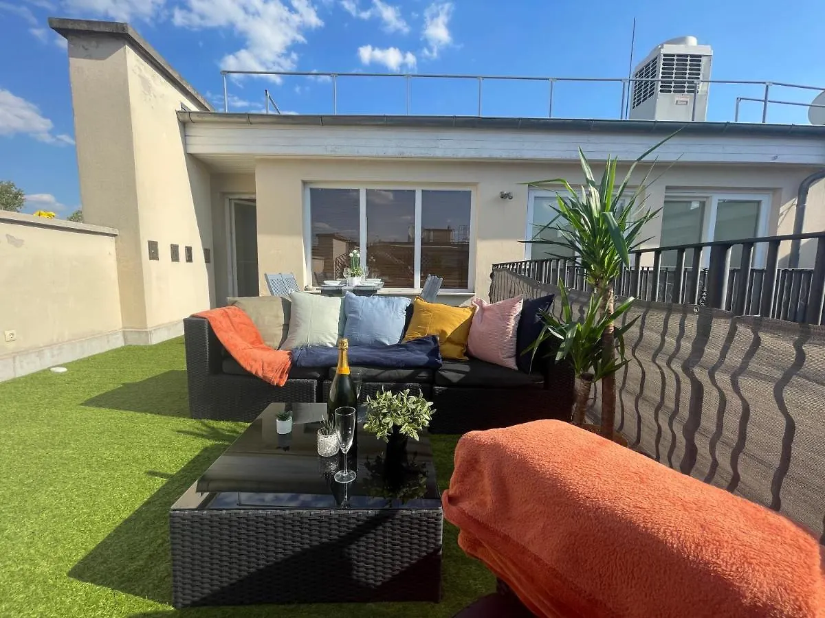 Exclusive Downtown Bella Home Budapest Apartment