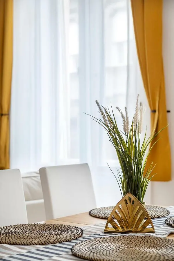 Exclusive Downtown Bella Home Budapest Hungary
