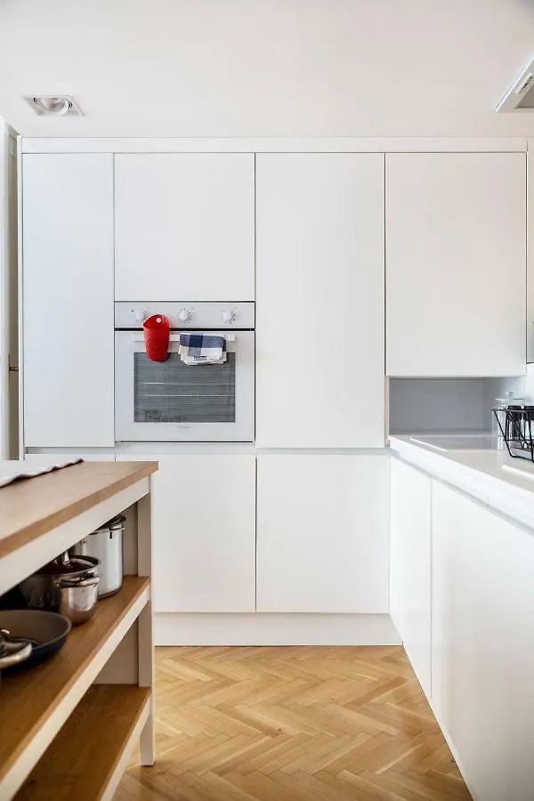 Exclusive Downtown Bella Home Budapest Apartment