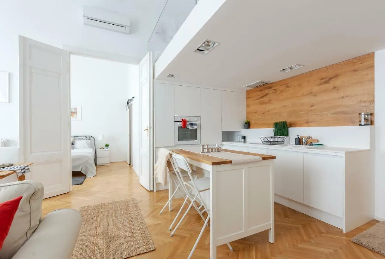 Exclusive Downtown Bella Home Budapest 0*,  Hungary
